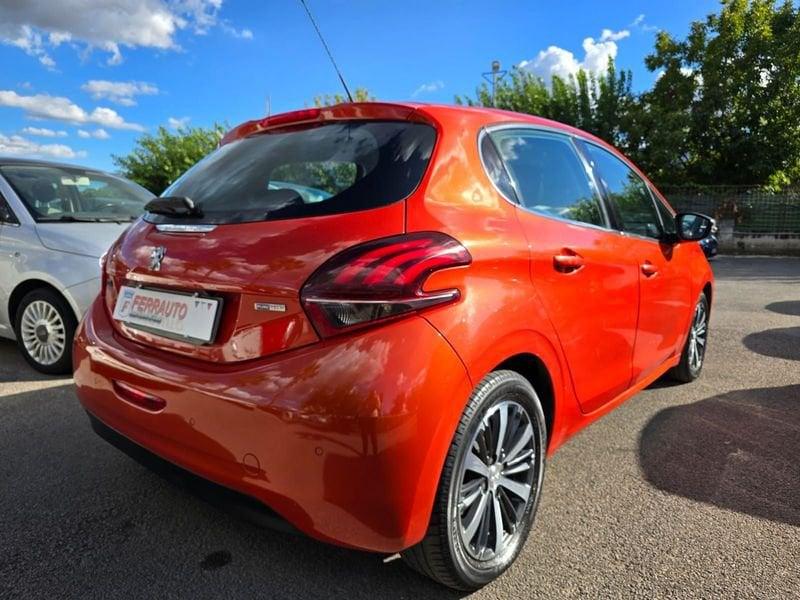 Peugeot 208 1.2 PureTech 82 CV 5 porte Allure Gpl