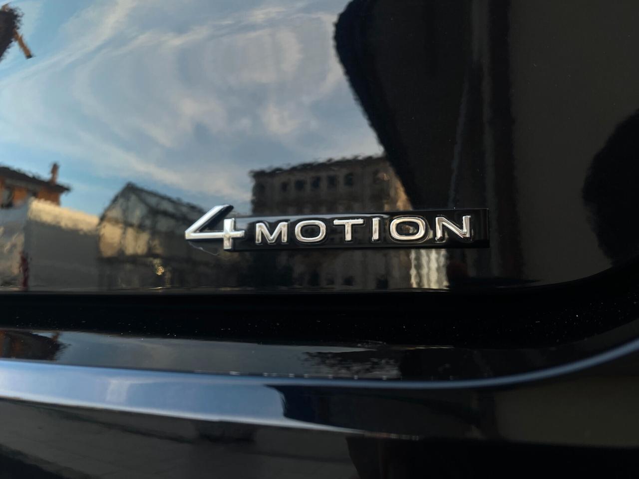 Volkswagen T-Roc 2.0 TDI 150 CV DSG 4MOTION R-Line
