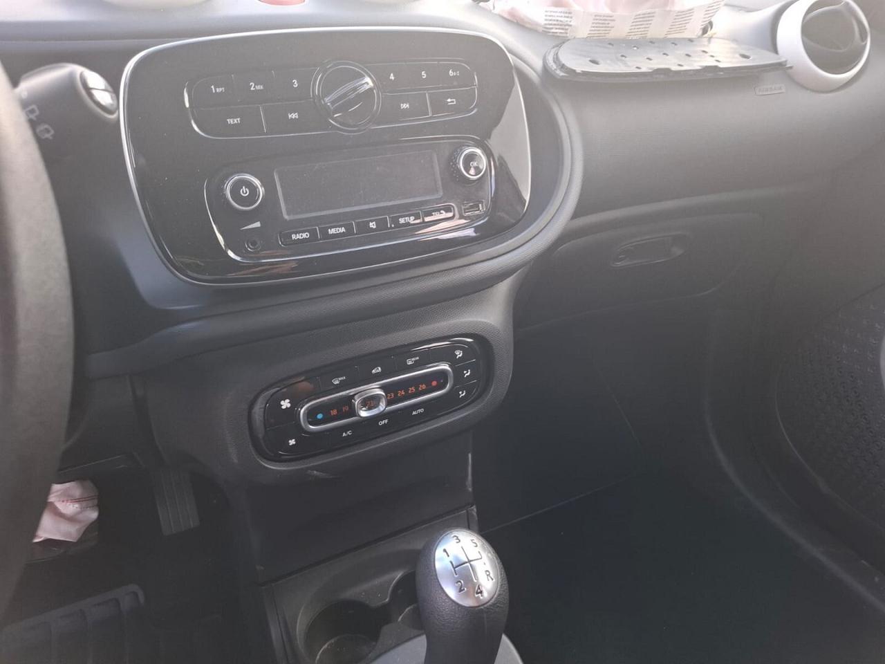 SMART FOR4 453 INCIDENTATA 2019
