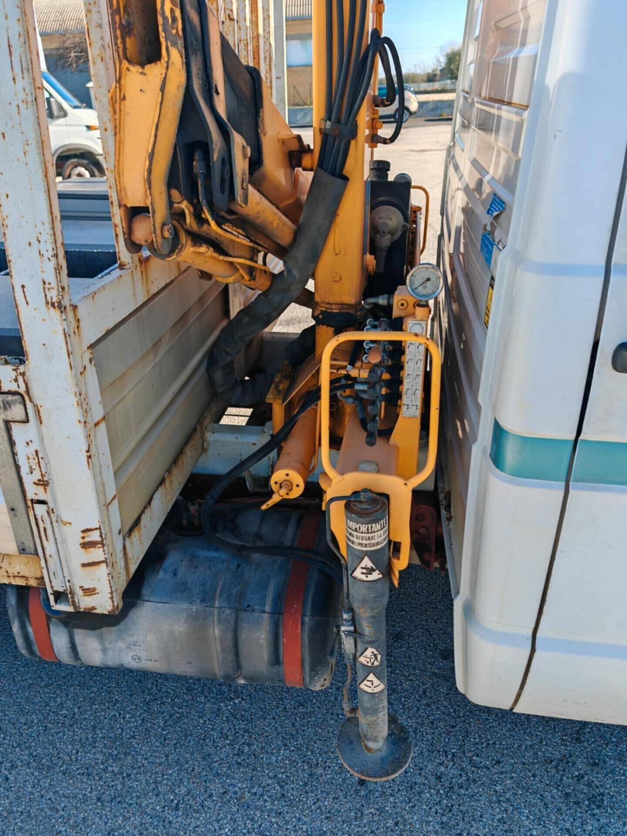 Iveco Daily 35.12 2.8 TDI Classic Gru 35q