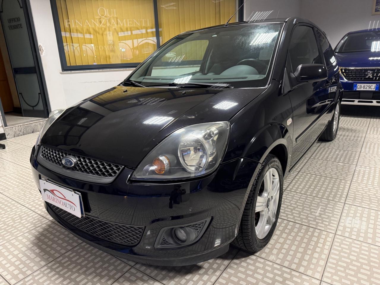 Ford Fiesta 1.2 16V 3p. Ghia