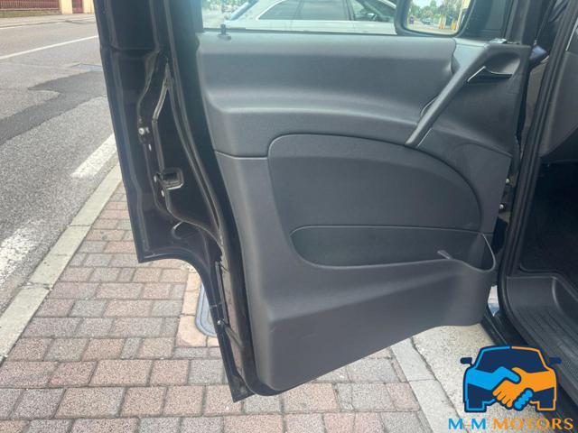 MERCEDES-BENZ Vito 3.0 9 posti Kombi Shuttle Extralong