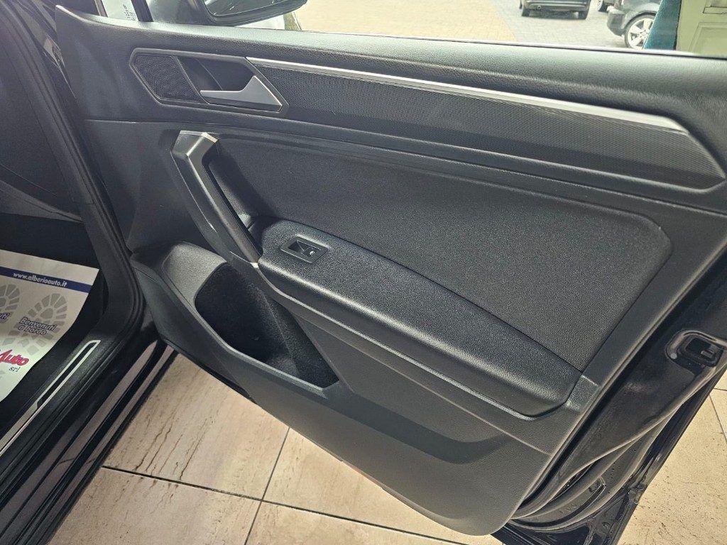 Volkswagen Tiguan 2.0 TDI 150 CV ALLSPACE DSG R-Line 7 posti
