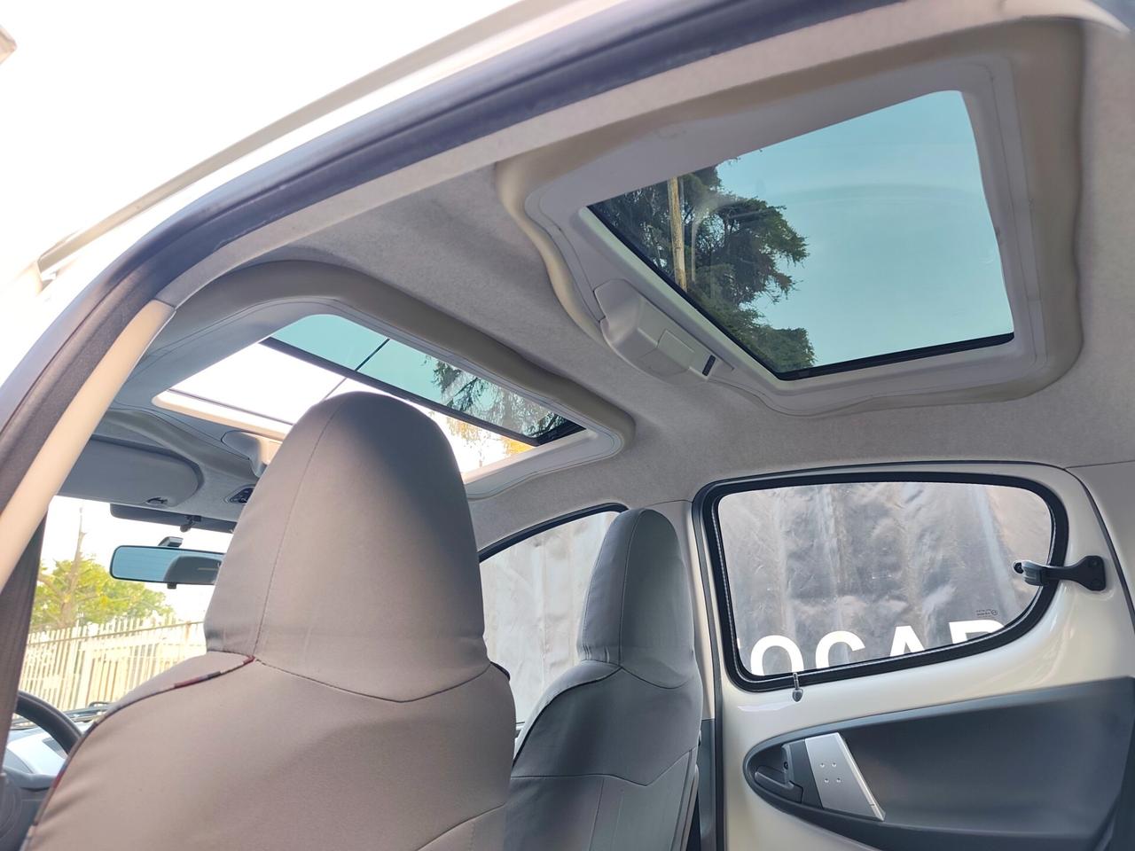 Citroen C1 1.0 benzina cambio automatico tetto apribile