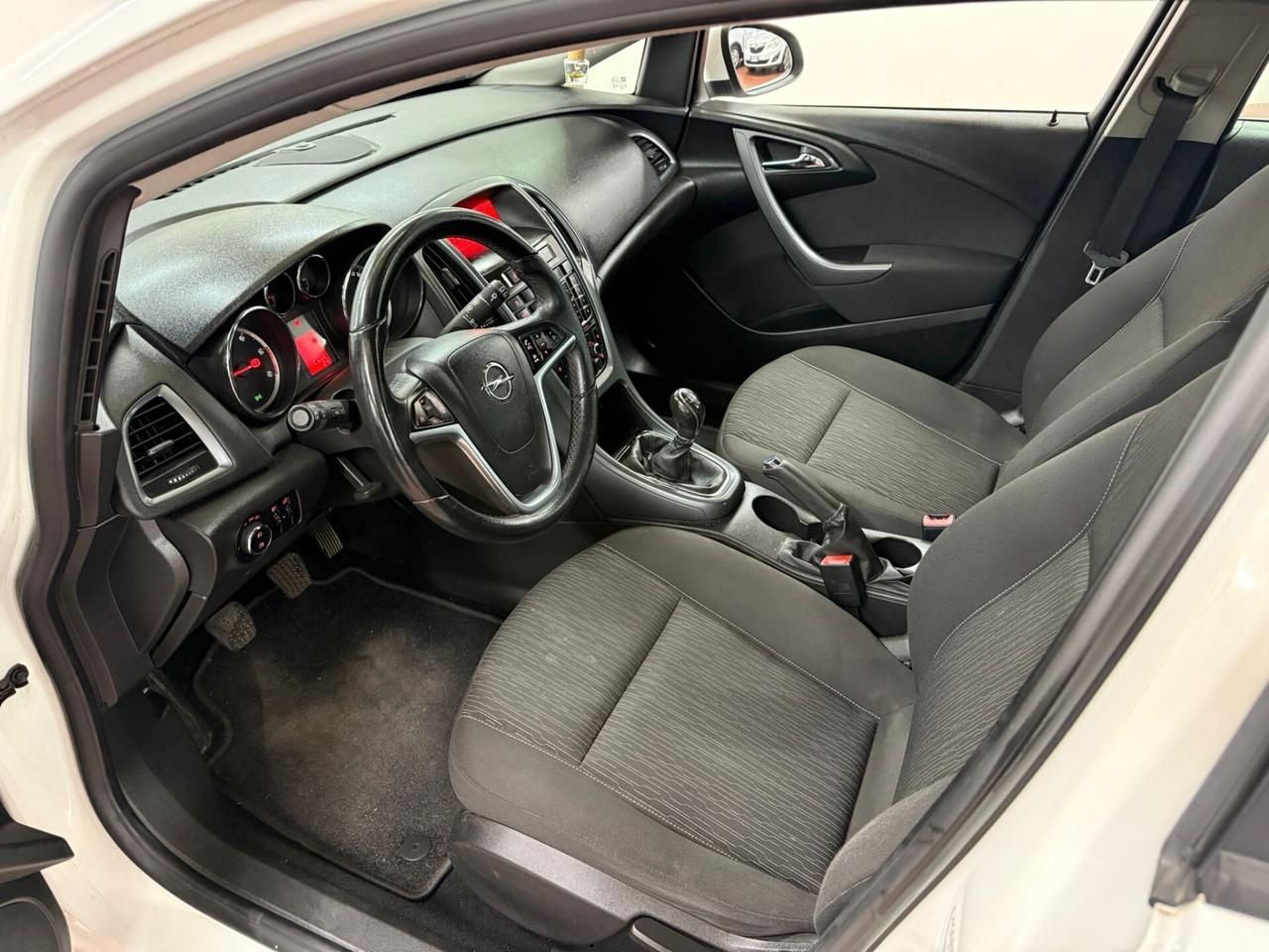 Opel Astra 1.7 CDTI 110CV EcoFLEX S&S Sports Tourer Cosmo Fleet