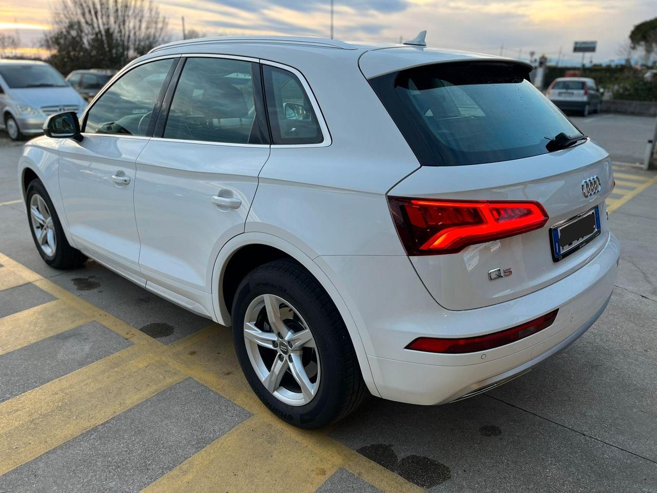 Audi Q5 2.0 TDI 190 CV quattro S tronic Sport