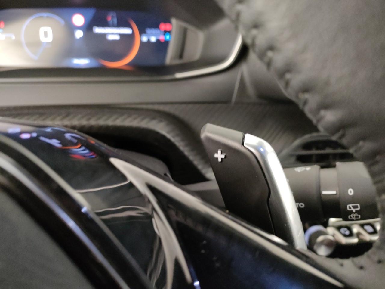 PEUGEOT 2008 1.2 puretech Allure s&s 130cv eat8