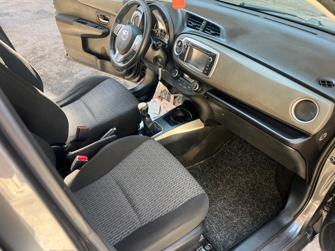 Toyota Yaris 1.0 5 porte style