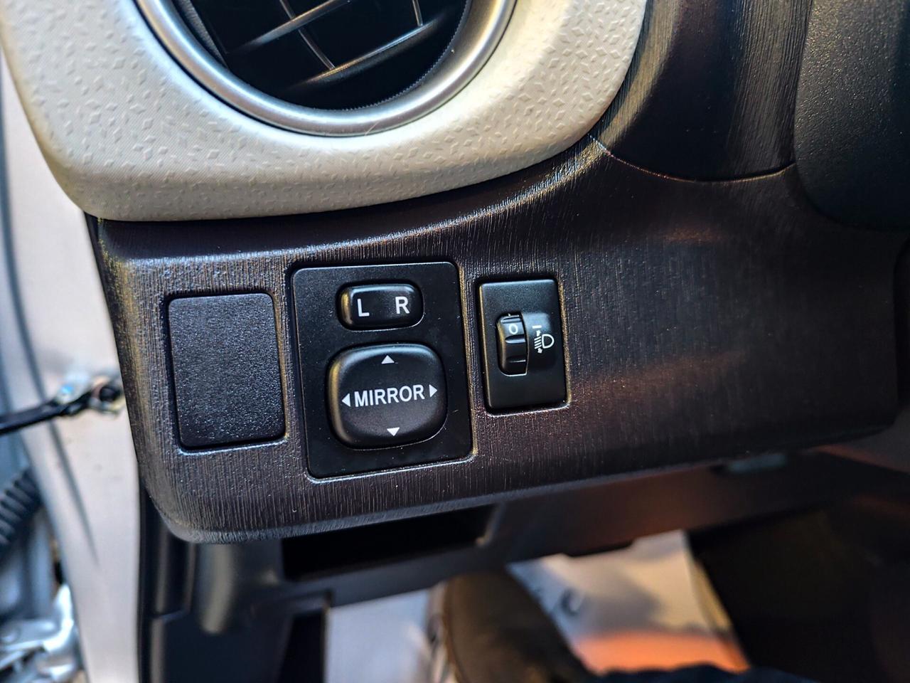 Toyota Yaris 1.5 Hybrid 75CV Lounge