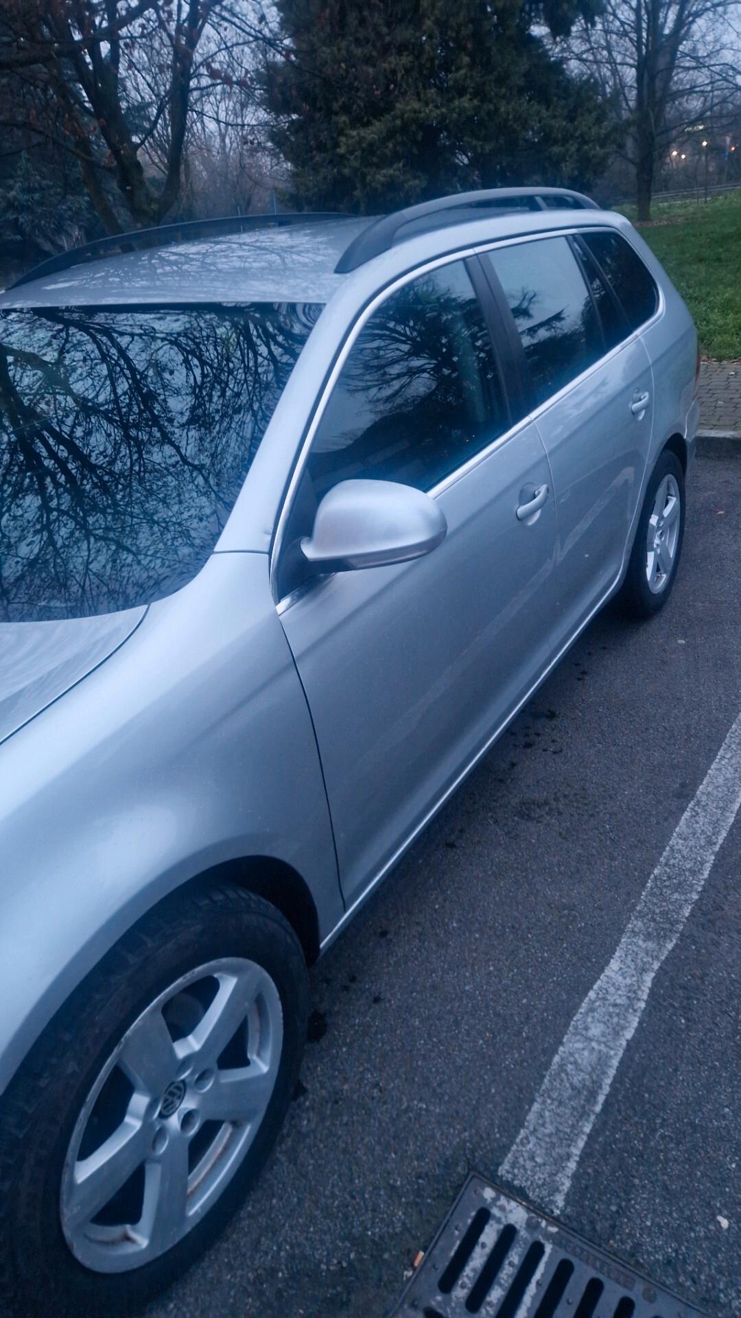 Volkswagen Golf 1.6 TDI DPF 5p. Highline