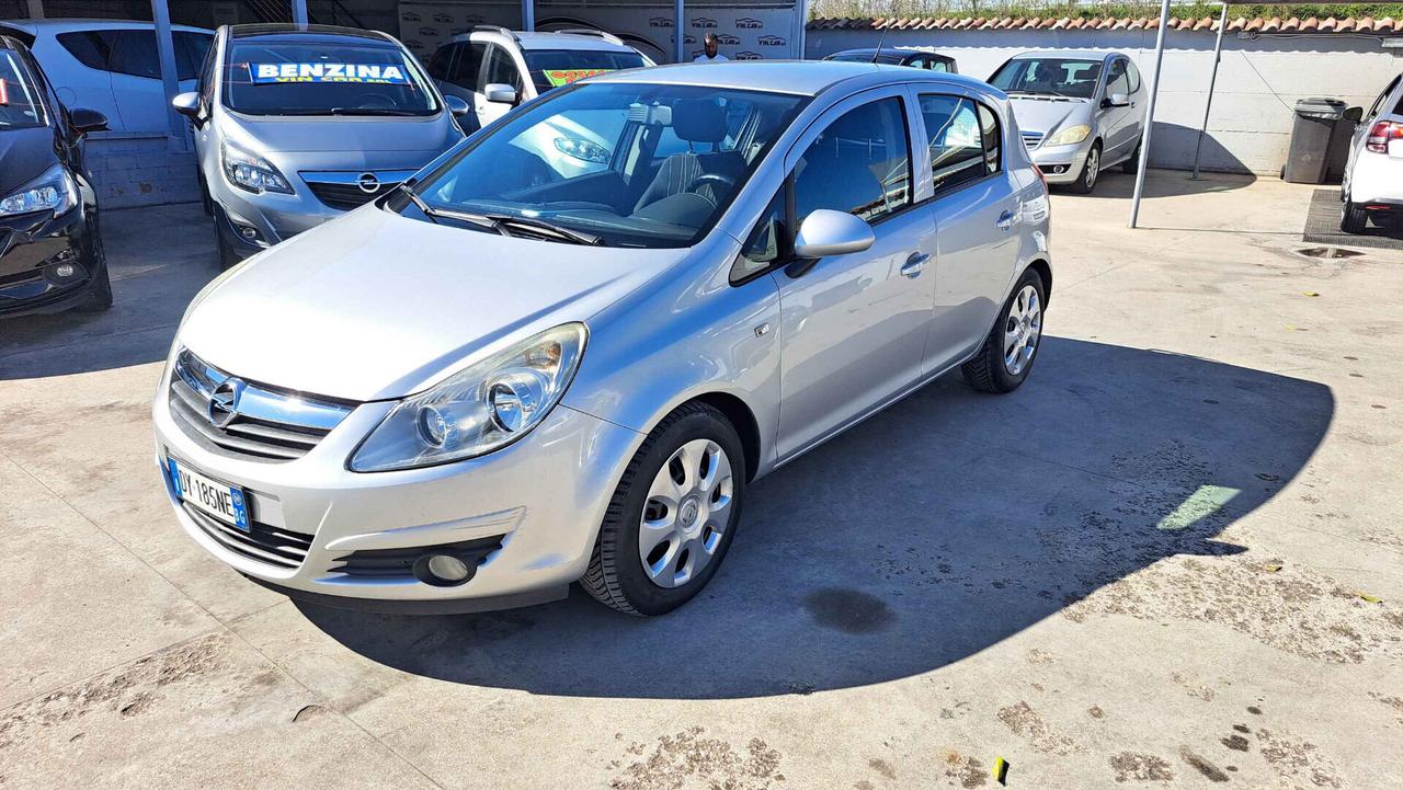 Opel Corsa 1.2 80CV GPL-TECH Enjoy