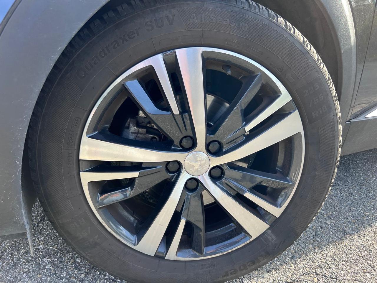 Peugeot 3008 Allure 1.6 Blue HDI 120