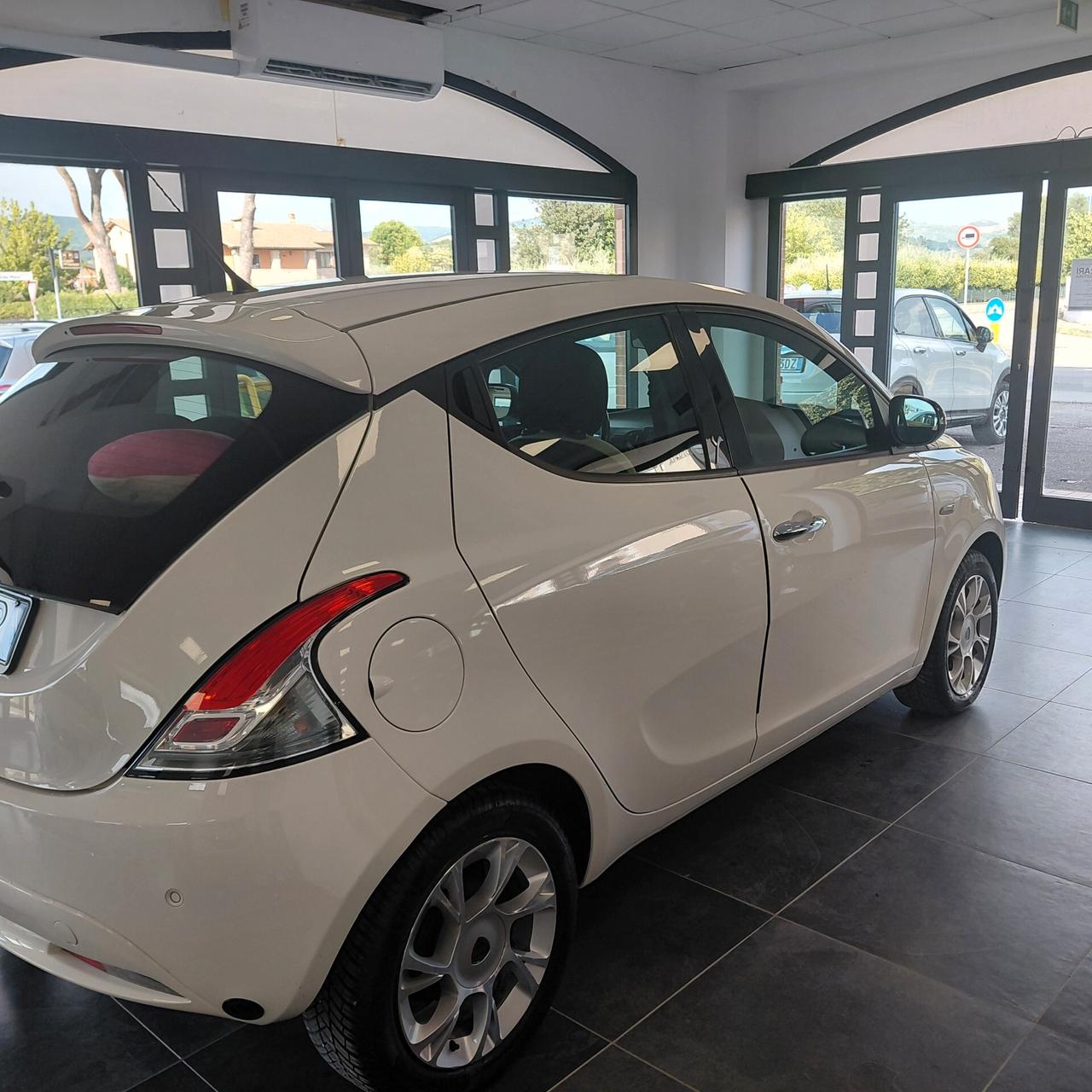 LANCIA YPSILON ANNO 2016 BZ GPL ADATTA NEOPATENTATI KM 149 MILA