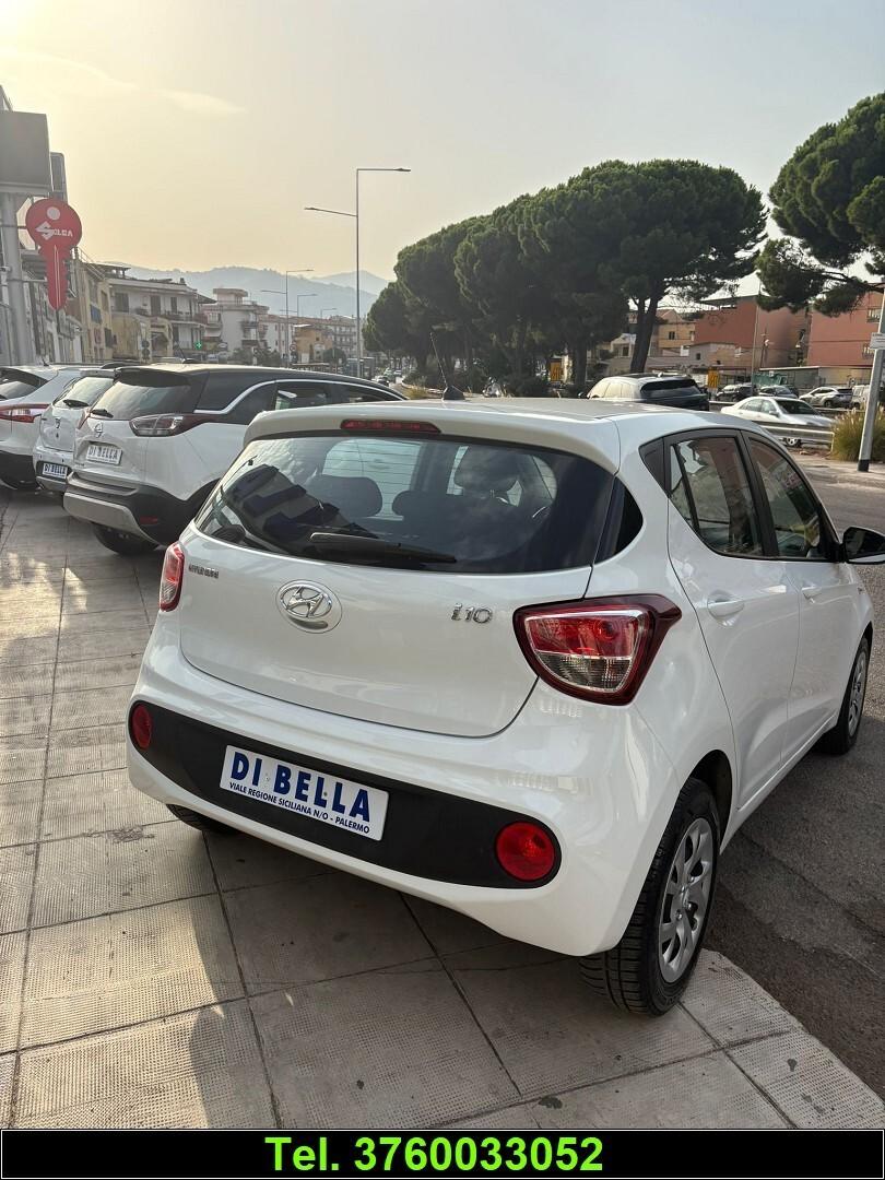 Hyundai i10 benzina 1.0 2020