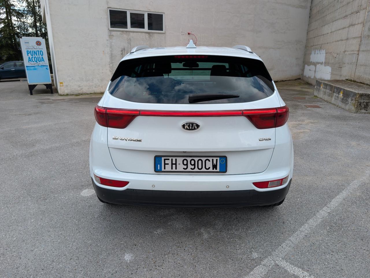 Kia Sportage business