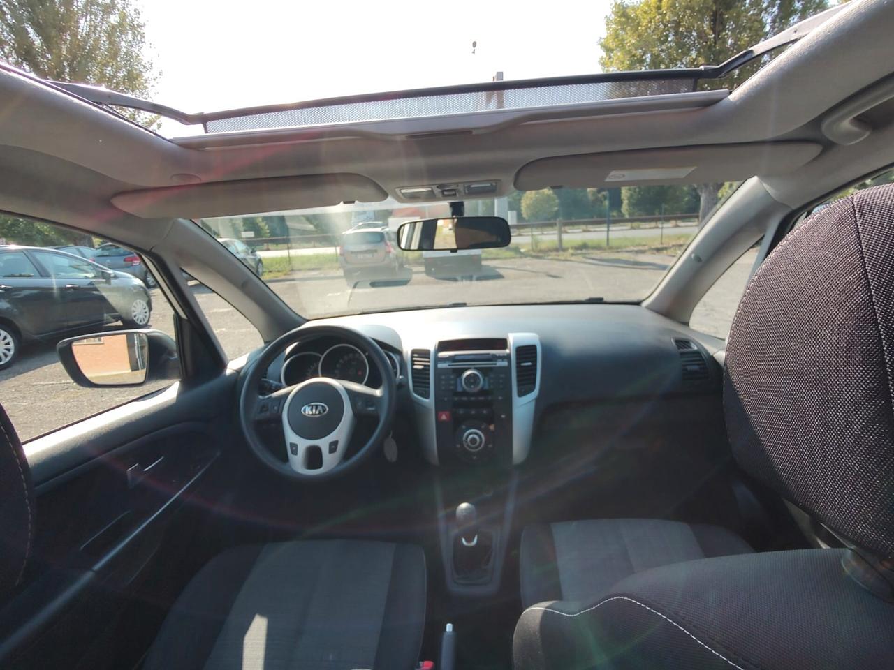 Kia Venga 1.4 CVVT Active, TETTO APRIBILE E FULL PANORAMICO, GARANZIA L.12 MESI