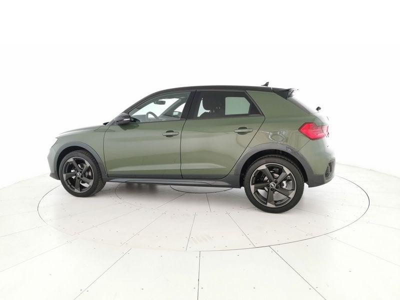Audi A1 allstreet 30 1.0 tfsi Identity Contrast 116cv s tronic