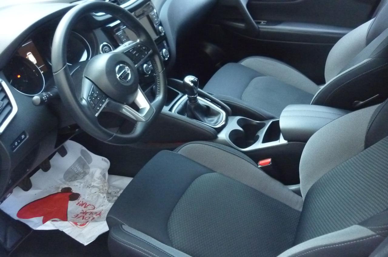 Nissan Qashqai 1.5 dCi N-Connecta (35.000km)