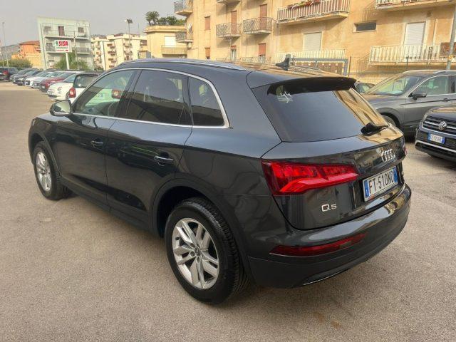 AUDI Q5 2.0 TDI quattro S tronic