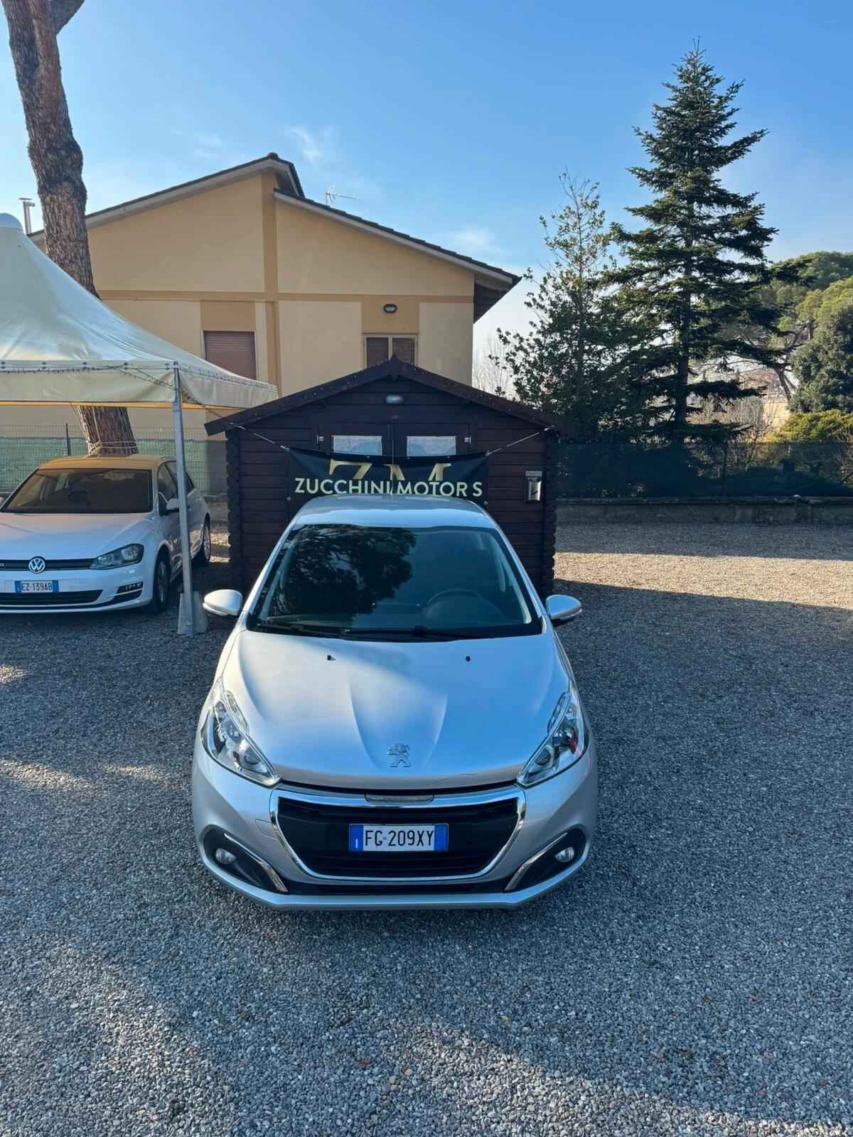 Peugeot 208 PureTech 82 5p. GPL Allure