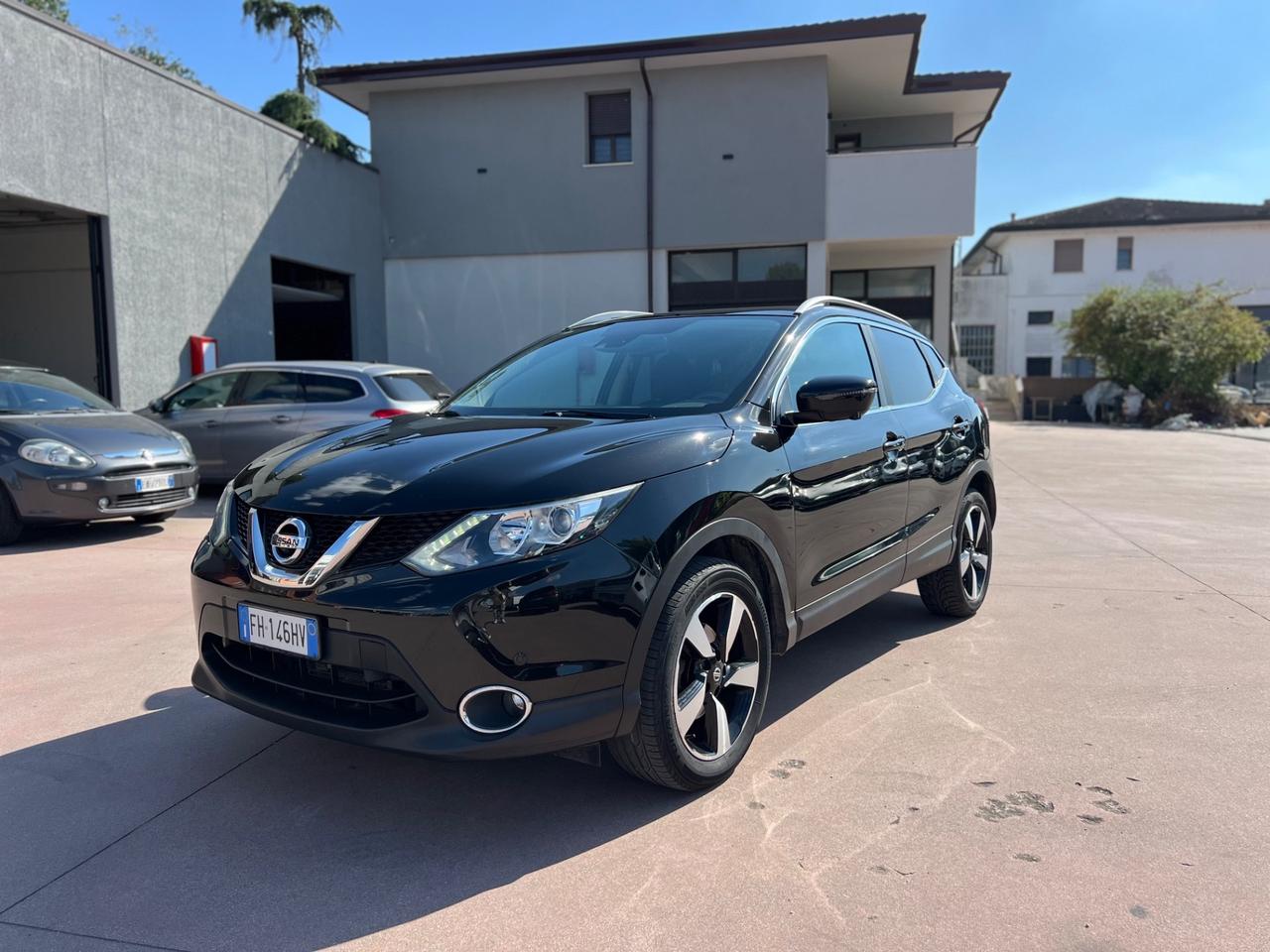 Nissan Qashqai 1.6 dCi X-Tronic 2WD Black Edition