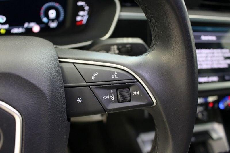 Audi Q3 35 TDI S tronic Business