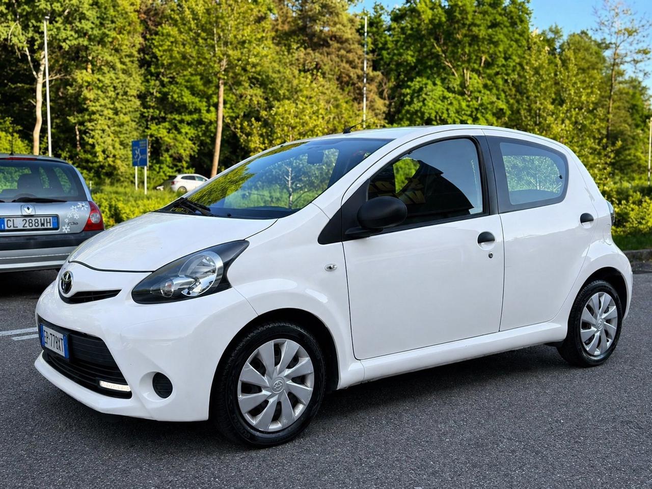 Toyota Aygo 1.0 12V VVT-i 5 porte Active Connect