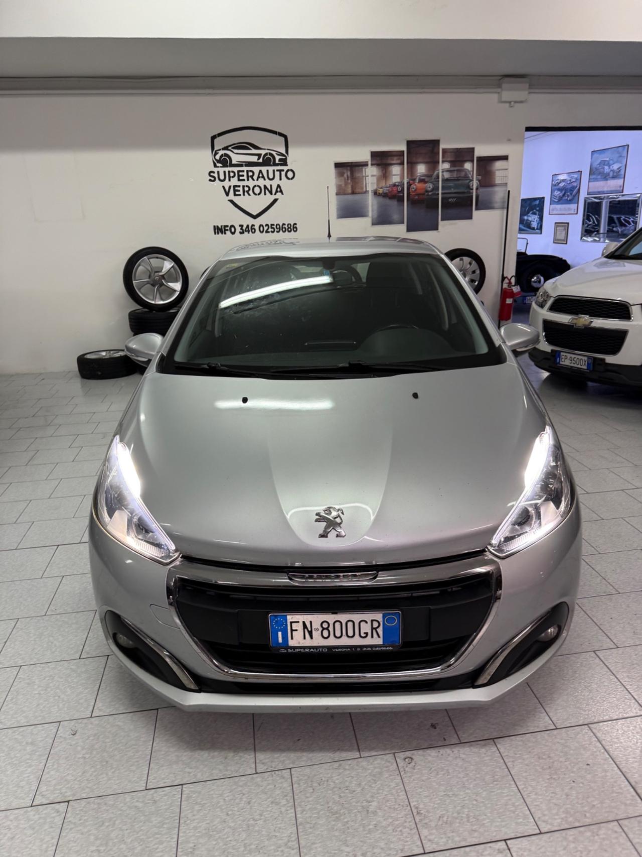 Peugeot 208 puretech 82 5p GPL ALLURE