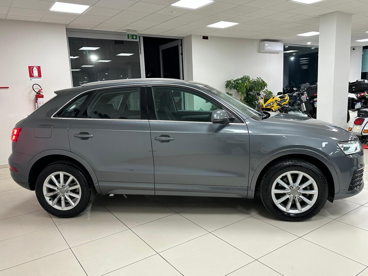 Audi Q3 2.0 TDI 150 CV quattro Business - 2017