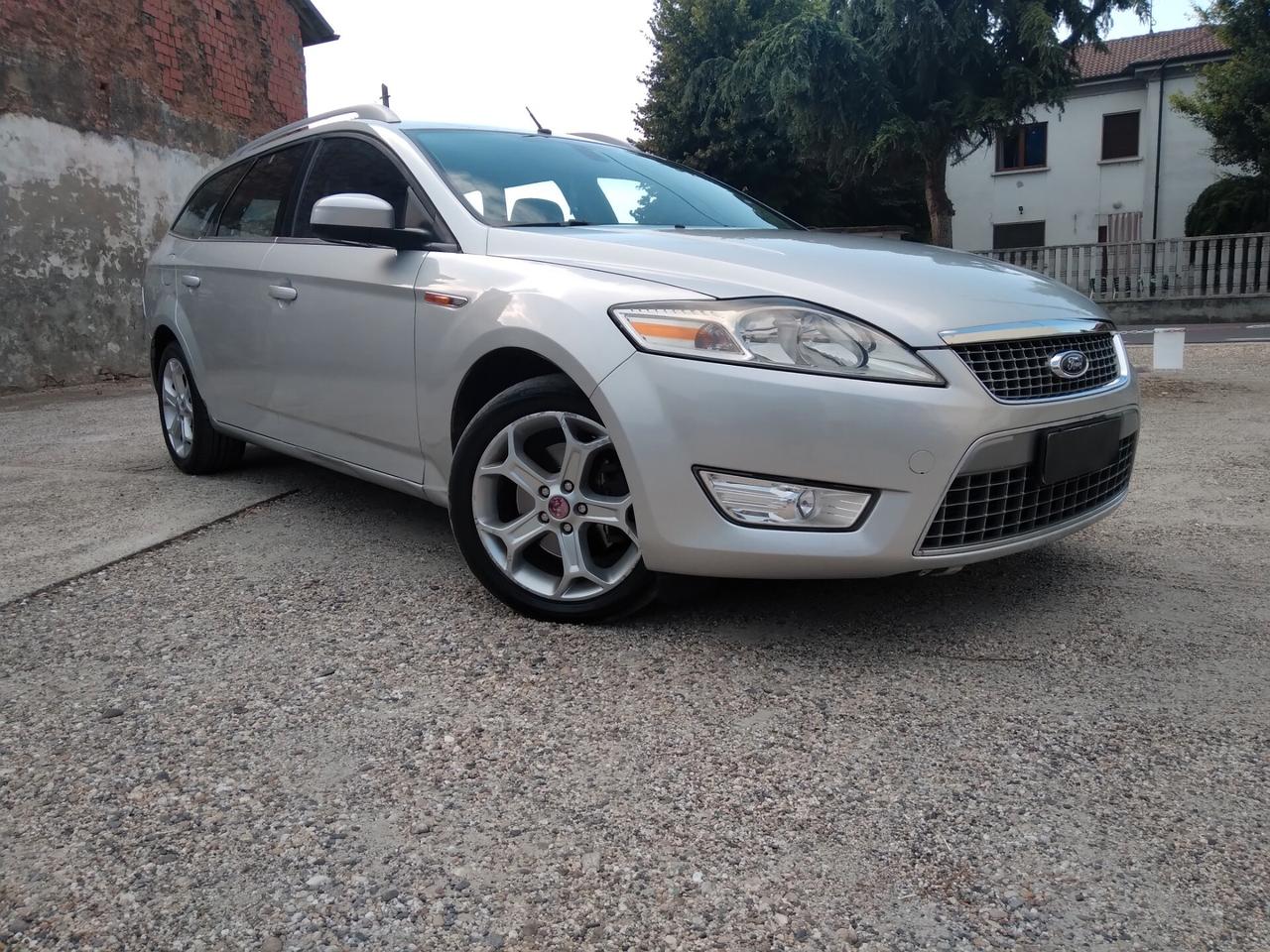 Ford Mondeo 2.0 TDCi 140 CV 6tronic Station Wagon Titanium DPF