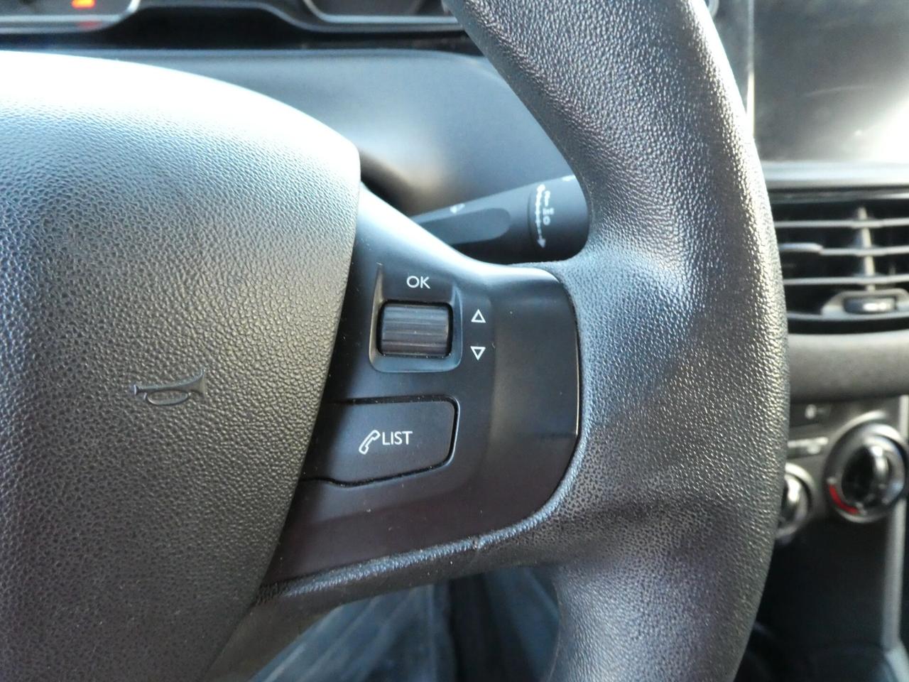 Peugeot 208 PureTech 68 5 porte Active GPL ADATTA AI NEOPATENTATI