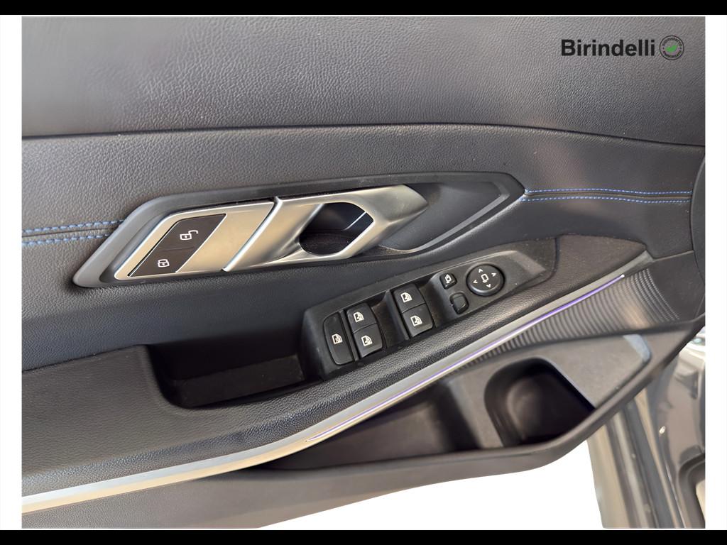 BMW Serie 3(G20/1-80/1) - 320d xDrive Msport