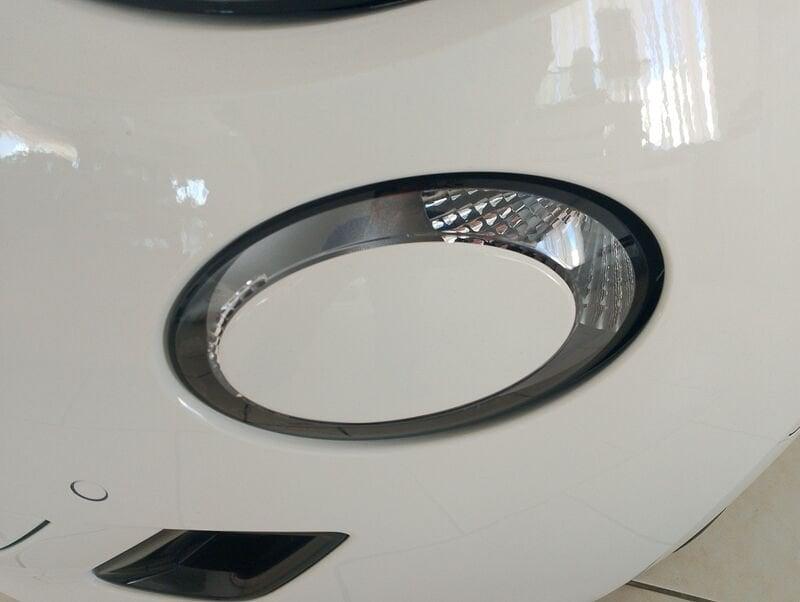 FIAT 500 Bev Hatchback My24 500e -320 Berlina