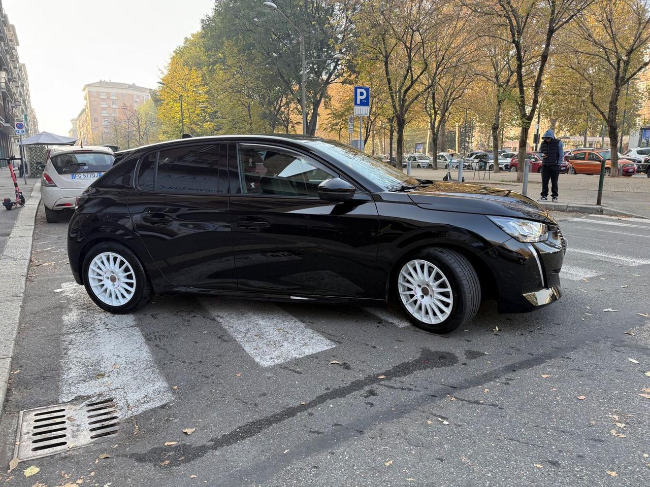 Peugeot 208 1.2 PureTech 100 Allure