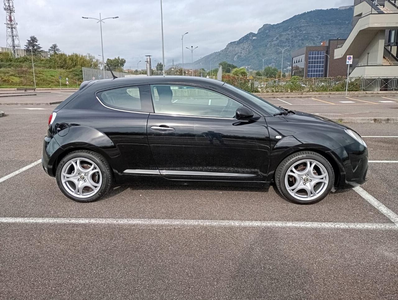 Alfa Romeo MiTo 1.4 78 CV Distinctive Sport Pack