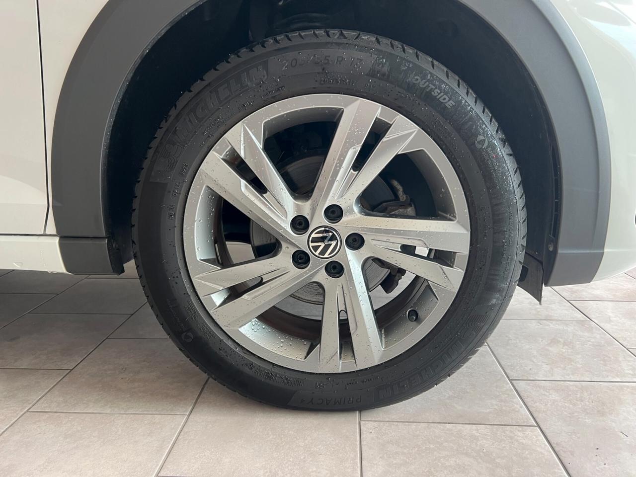 Volkswagen Taigo 1.0 TSI 110 CV R-Line