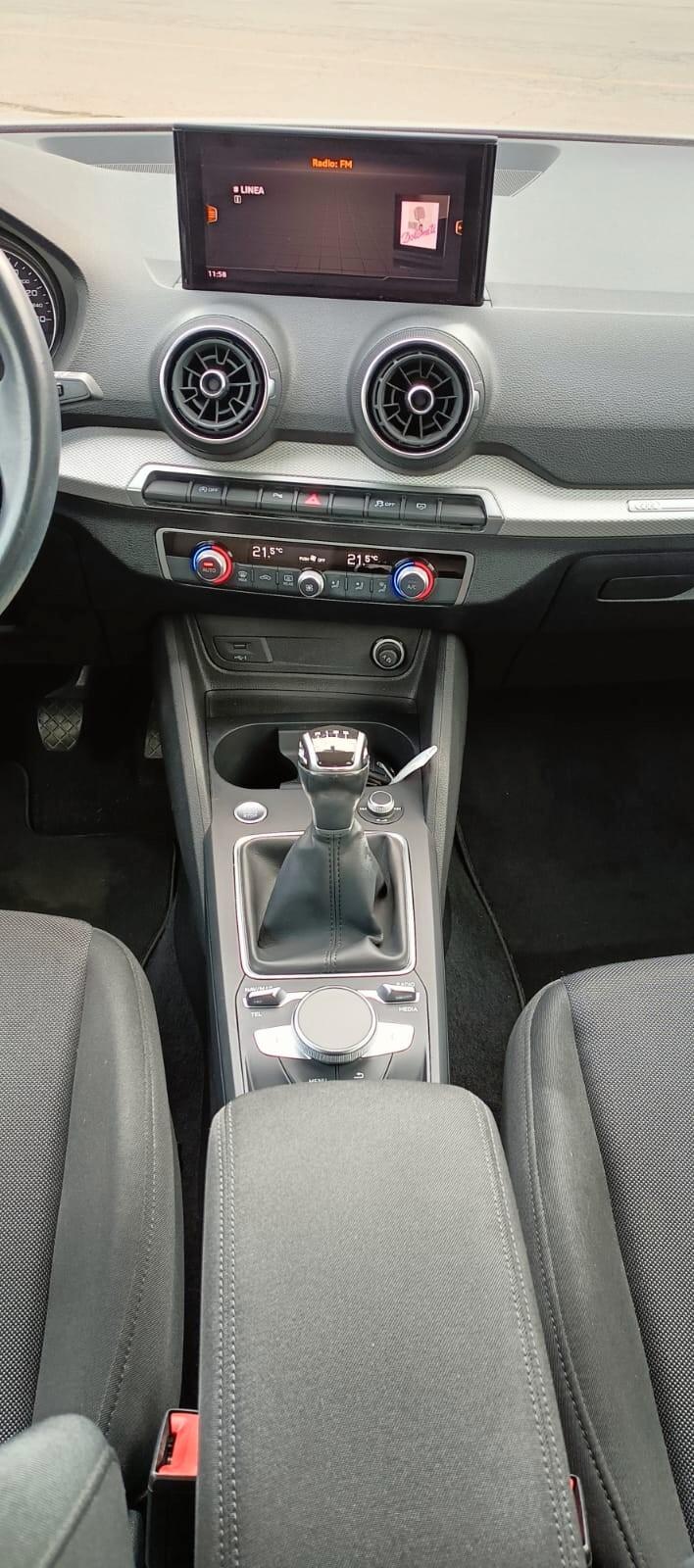 Audi Q2 30 TDI 115CV Admired 6m