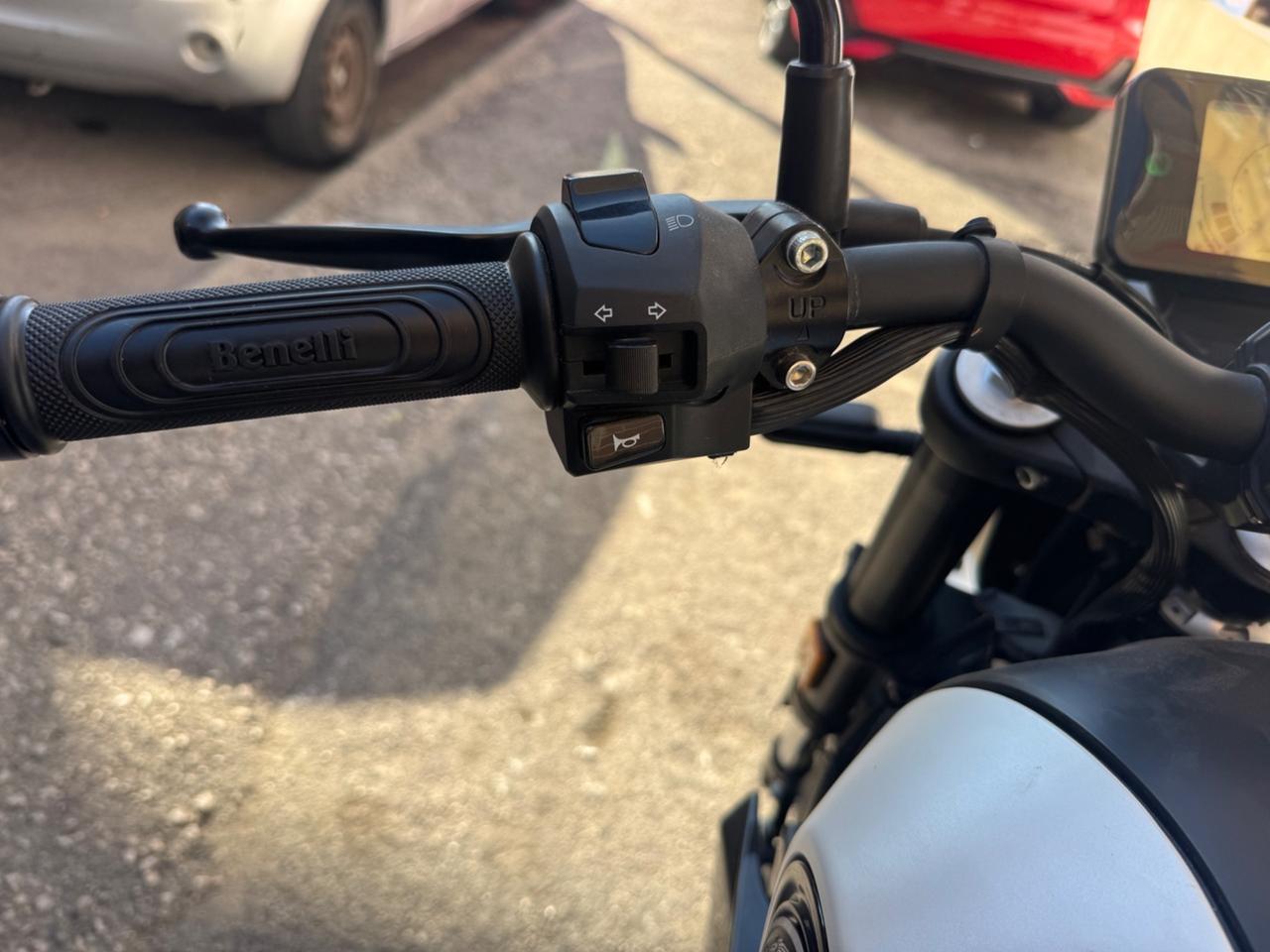 Benelli Leoncino 125 Sport