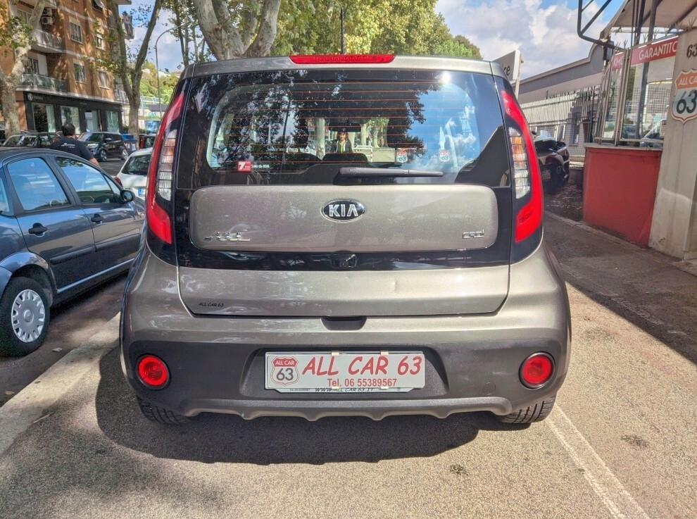 Kia Soul 1.6 CRDi UNICO PROPRIETARIO RETROCAMERA