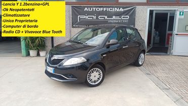 Lancia Ypsilon 1.2 69 CV 5 porte GPL Ecochic Silver OK Neopatentati