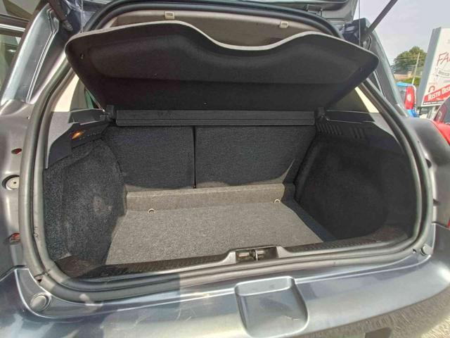 RENAULT Clio 1.2 16V 5 porte Confort X COMMERCIANTI