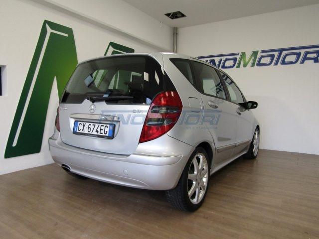 MERCEDES-BENZ A 180 CDI Avantgarde