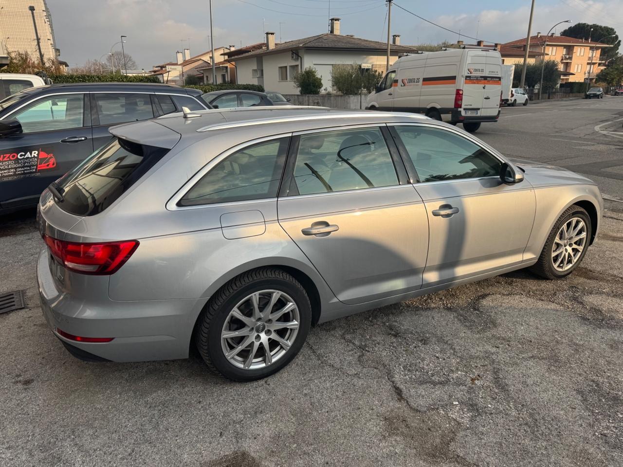 Audi A4 2.0 TDI 150 CV ultra Business