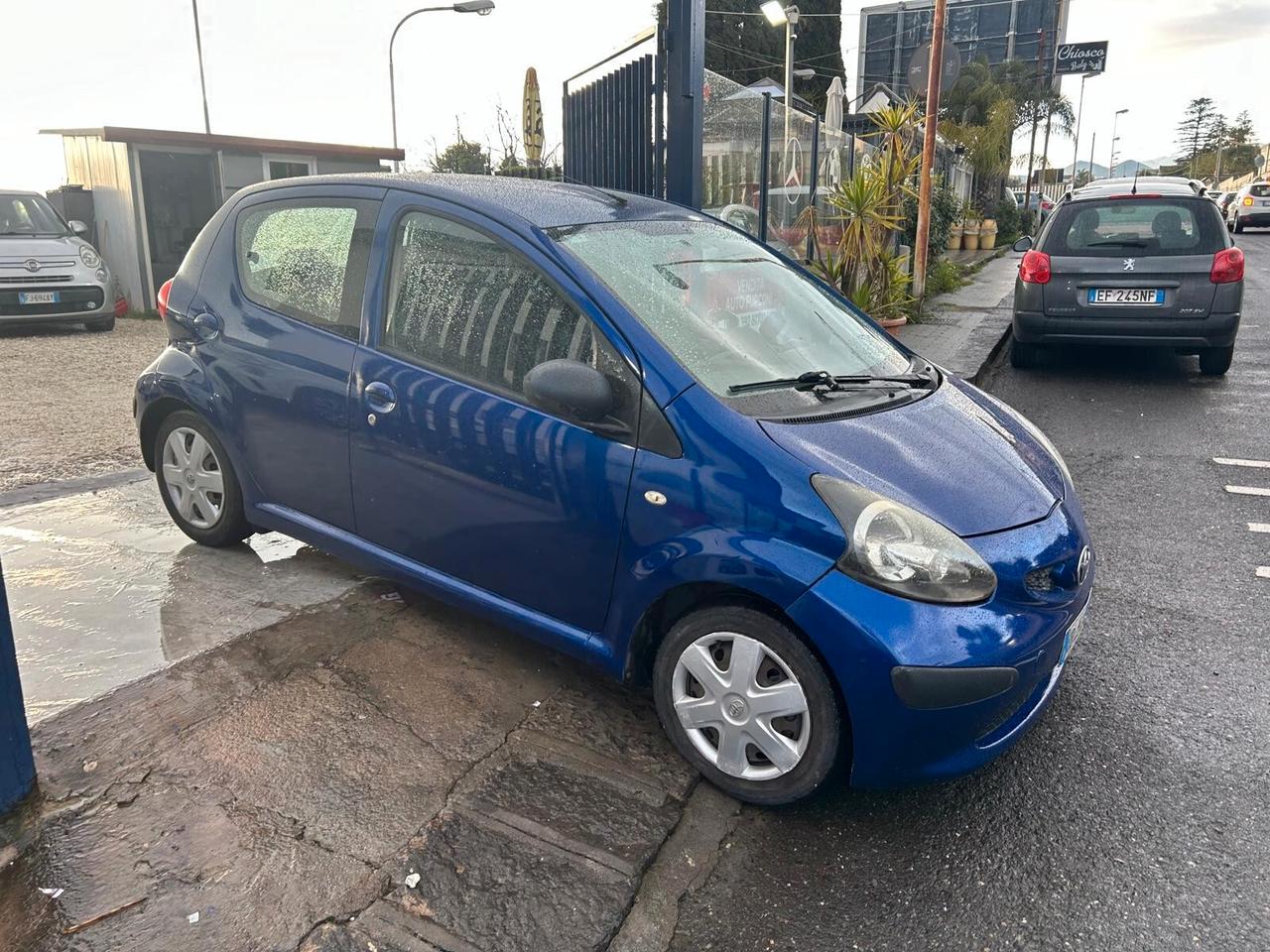 Toyota Aygo 1.0 12V VVT-i 5 porte GRIFFE