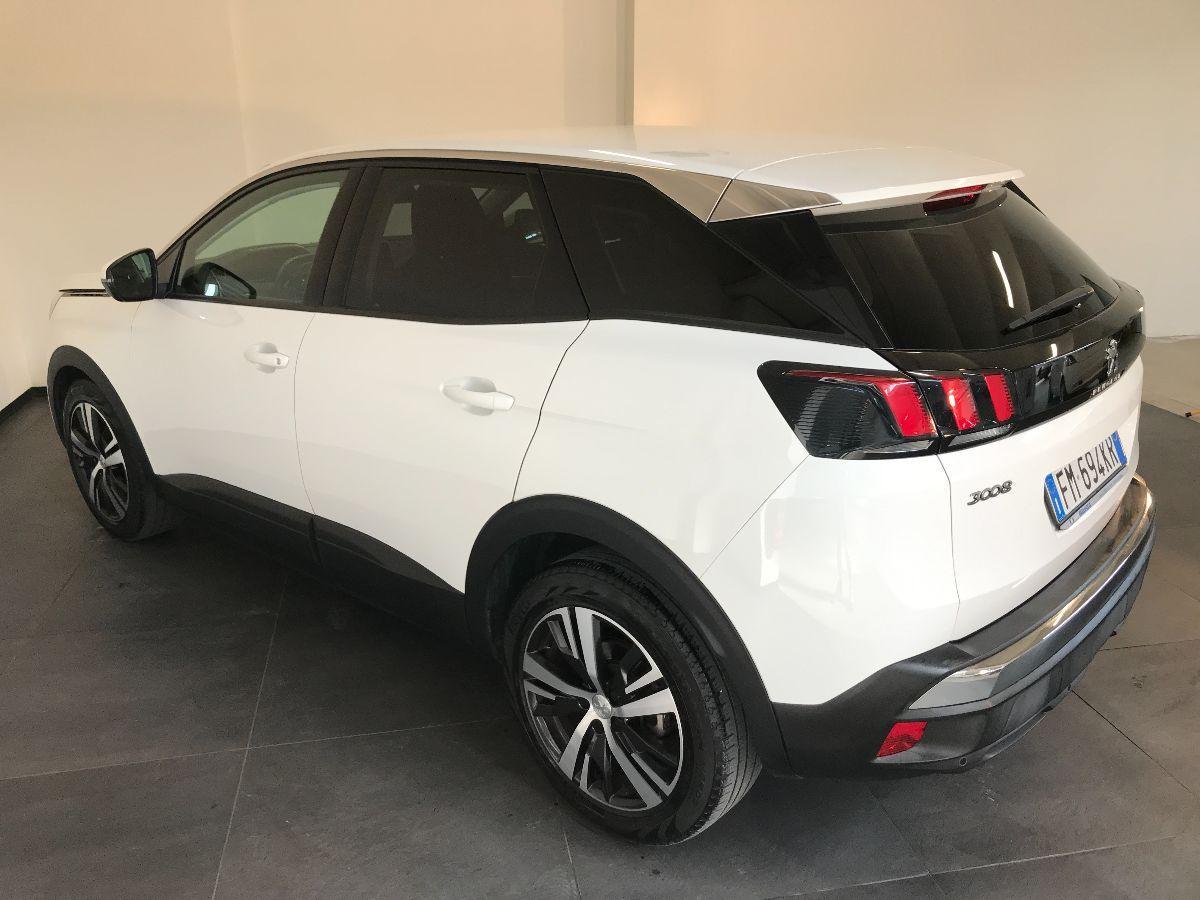 PEUGEOT 3008 1.6 BlueHDi 120cv EAT6 Active