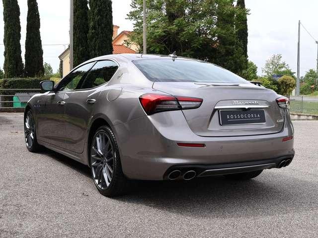 Maserati Ghibli Hybrid 330 CV MY21