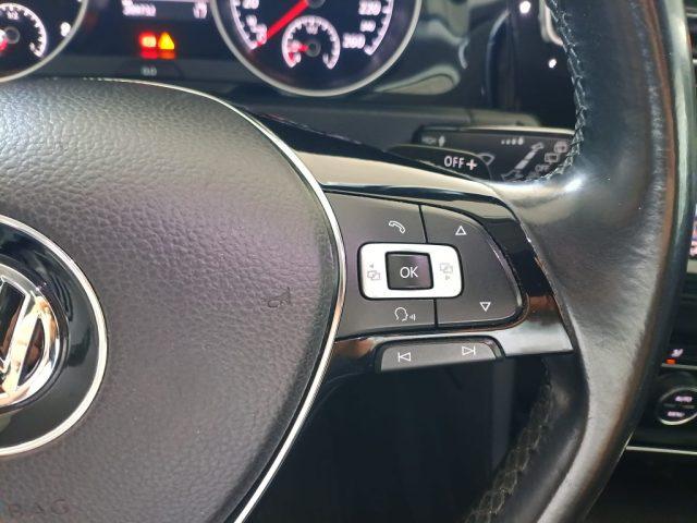 VOLKSWAGEN Golf 1.4 TGI DSG 5p. Highline BlueMotion