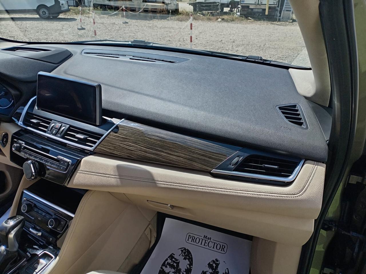 BMW 218d ACTIVE TOURER LUXURY AUTOMATICA PREZZO RIBASSATO