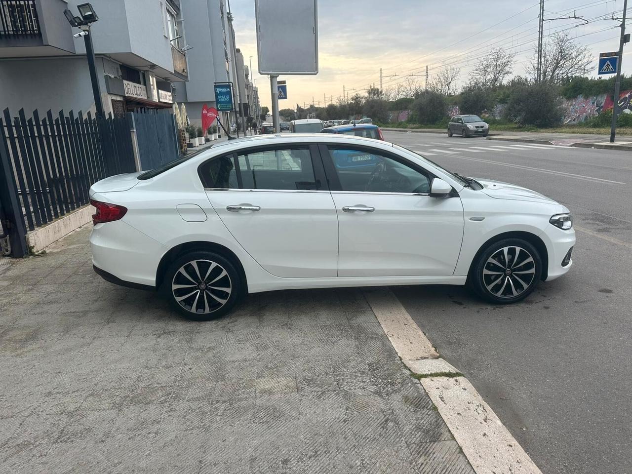Fiat Tipo 1.3 Mjt 4 porte Lounge