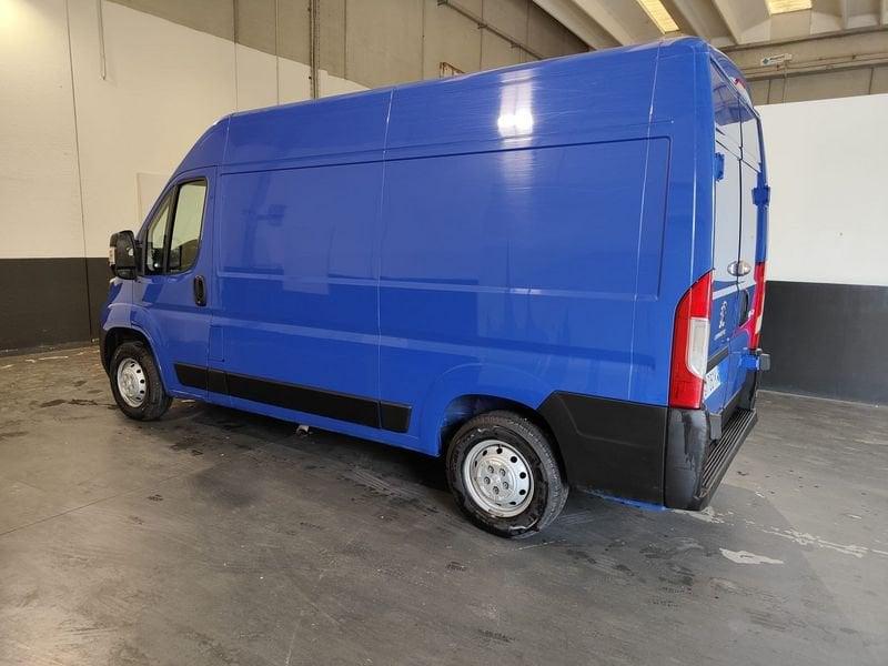 Peugeot Boxer 333 2.2 BlueHDi 140 S&S L2H2 (IVA ESCL.)